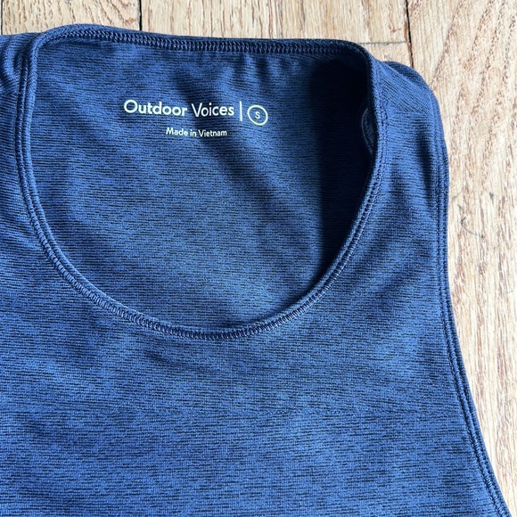 Outdoor Voices Back Cutout Sports Bra Blue great condition - Picture 3 of 5